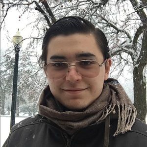 Meet your Posher, Carlos